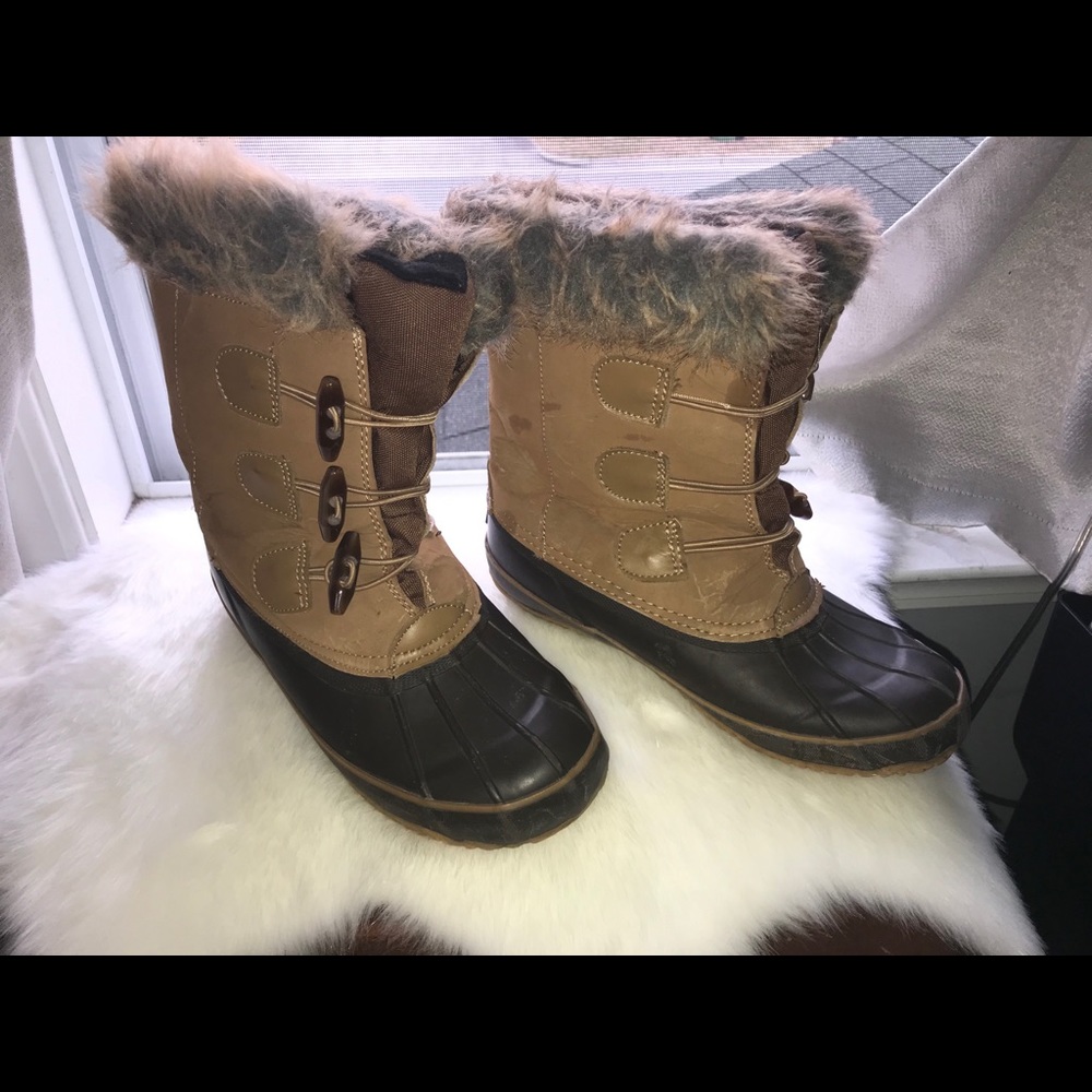 Juicy Couture Snow Boots Used
